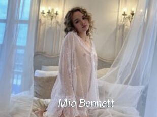 Mia_Bennett