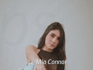 Mia_Connor