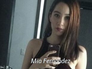 Mia_Fernandez