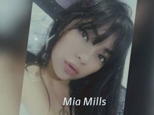 Mia_Mills