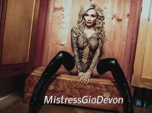 MistressGiaDevon