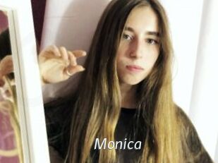 Monica_