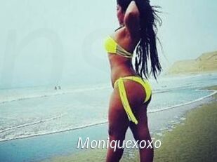Moniquexoxo