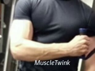 MuscleTwink