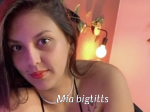mia_bigtitts Porn Star