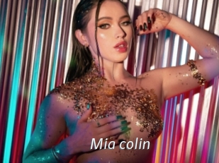 Mia_colin