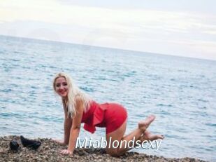 Miablondsexy