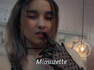 Miasuzette