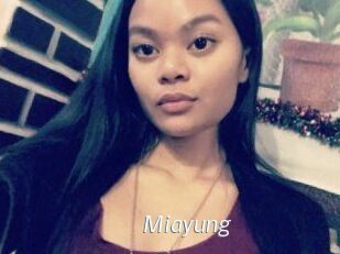 Mia_yung