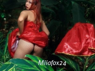 Miiafox24