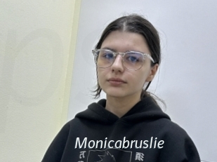Monicabruslie