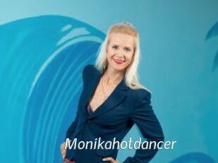 Monikahotdancer