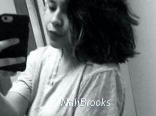 Nali_Brooks