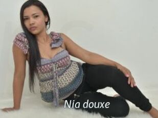 Nia_douxe