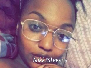 Nikki_Stevens