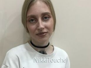 NikkiTouche