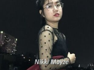 Nikki_Mayze