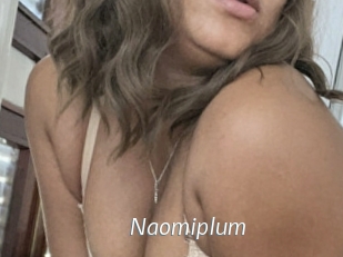 Naomiplum