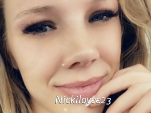 Nickilovee23