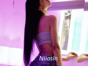 Niiasin
