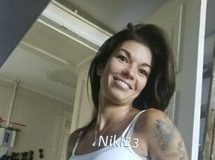 Niki23