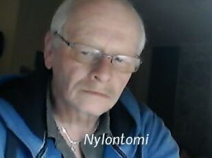 Nylontomi