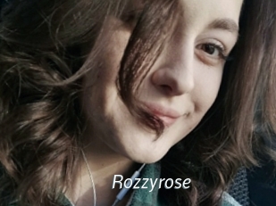 Rozzyrose