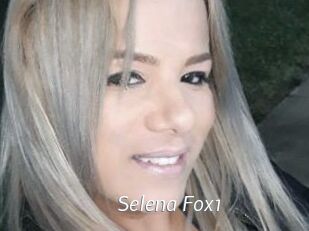 Selena_Fox1