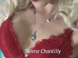 Selene_Chantilly