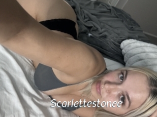 Scarlettestonee