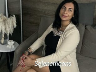 Selenamoons