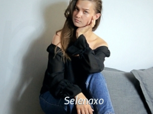 Selenaxo