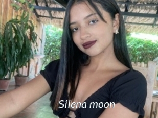 Silena_moon