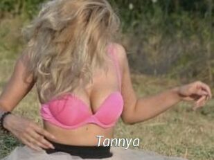 Tannya_