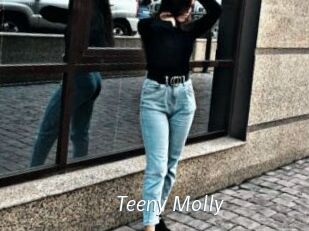 Teeny_Molly