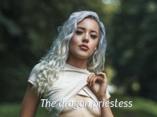 The_dragon_priestess