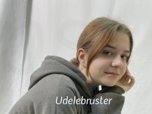 Udelebruster