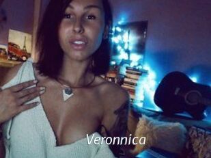 Veronnica