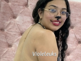 Violeteuks