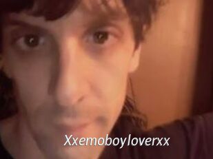 Xxemoboyloverxx