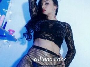 Yuliana_Foxx